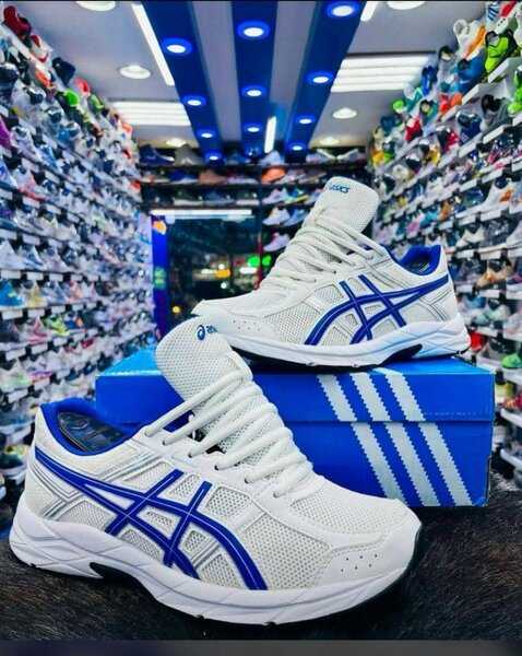 Chaussures de sport blanches