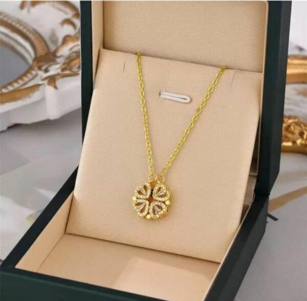 Collier en or élégant