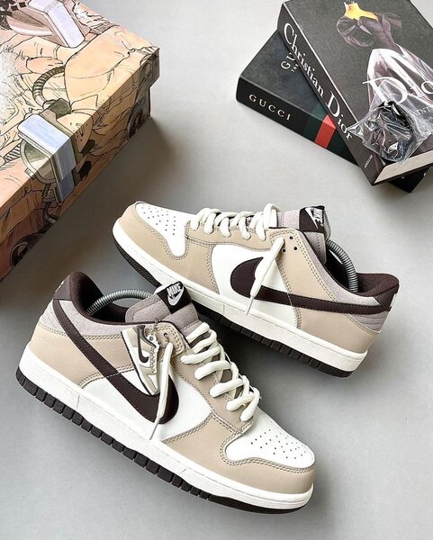 Otomo Katsuhiro x Nike SB Dunk Low