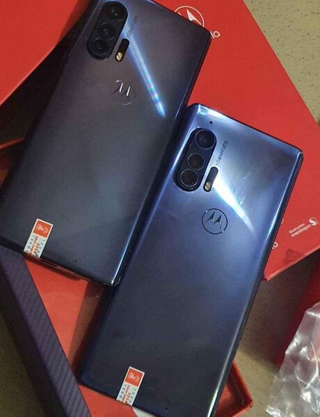 Smartphone Motorola Edge Plus