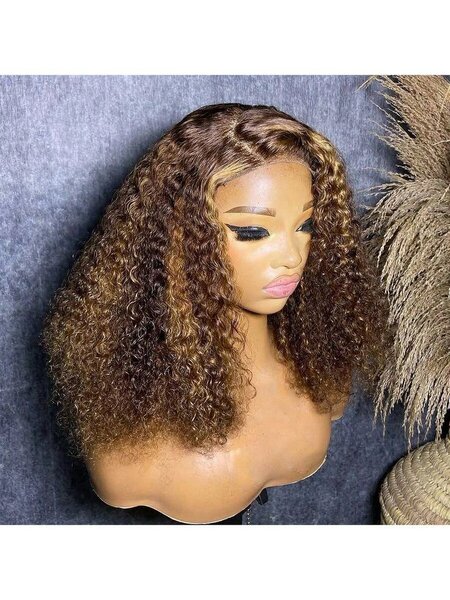 Perruque Bouclée Lace Front