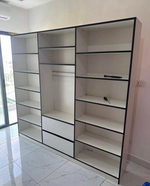 Étagère de rangement pour chambre