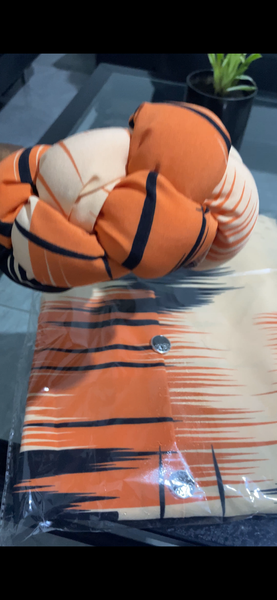 Chic Boubou et coiffe orange
