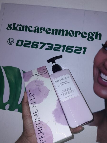 Face shop Perfume rich seed body lotion