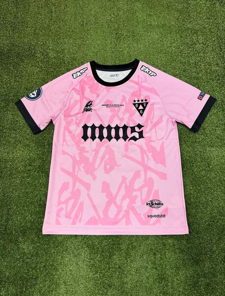 Maillot de football moderne