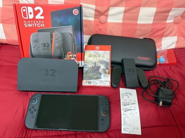 Nintendo Switch V2 - Pack