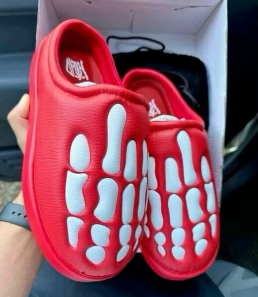 Chaussures Red Crocs Homme