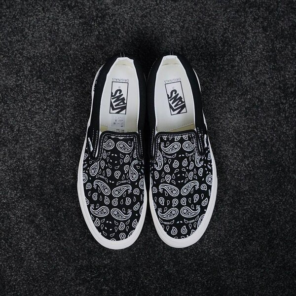 Vans Slip-On Sneakers
