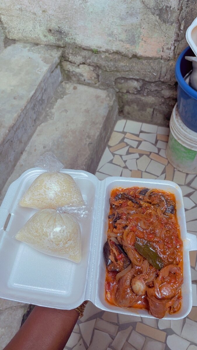 Repas local savoureux