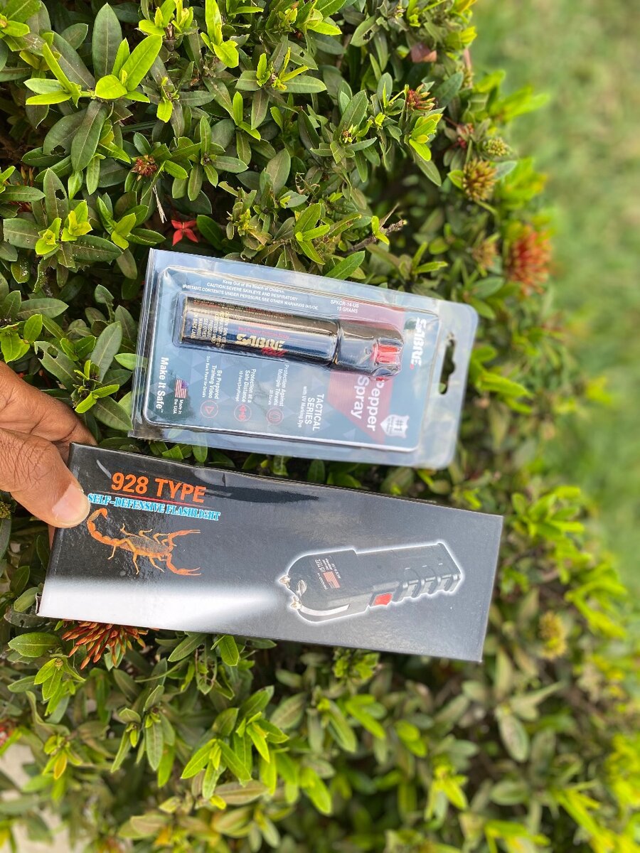 Self Defense- High Power Stun Gun / Shocker & Pepper Spray