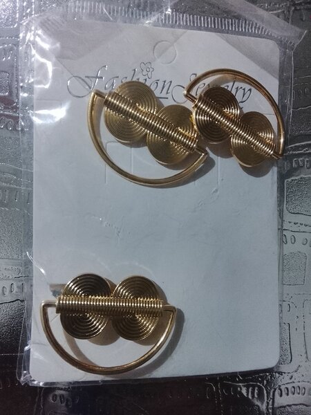 Boucles d'oreilles créoles dorées