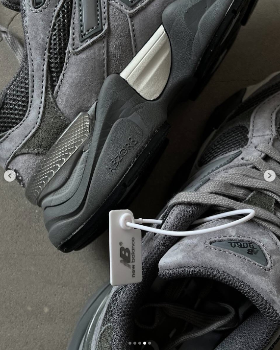 Кроссовки NB 9060 темно-серый, графит