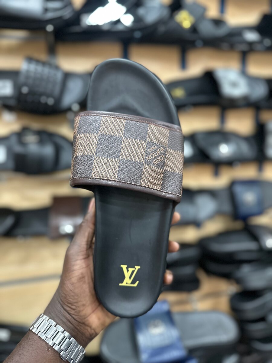 Sandales en cuir pour homme