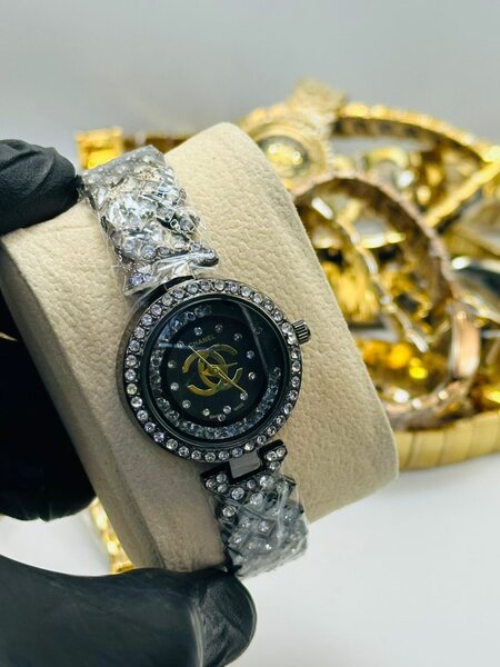 Montre élégante strass