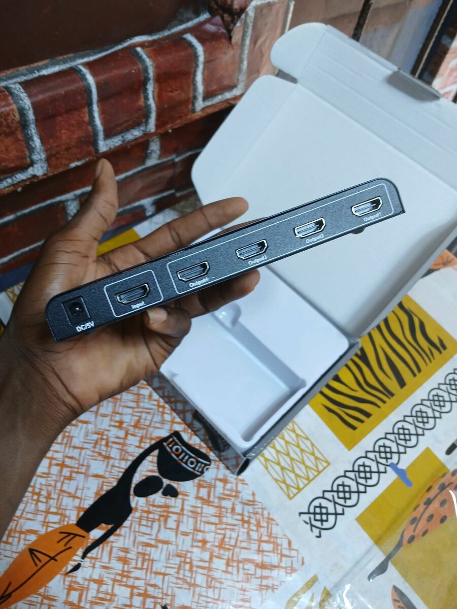 Splitter HDMI 4K UHD 1x4