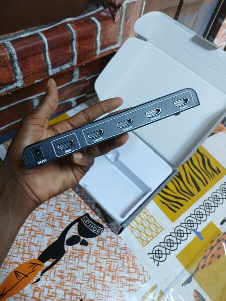 Splitter HDMI 4K UHD 1x4