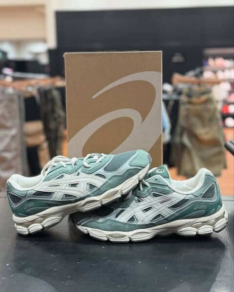 Baskets de course confortables Asics