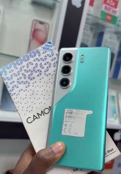 Tecno Camon 18 Téléphone