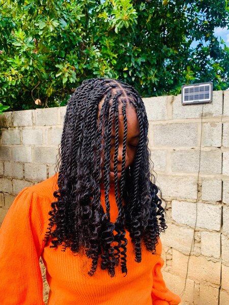 Knotless braids