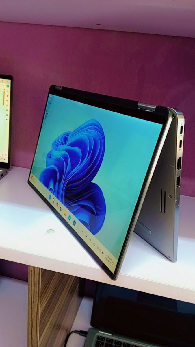 DELL 7400 2-in-1 convertible
