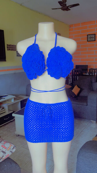 Bikini crochet bleu fait main