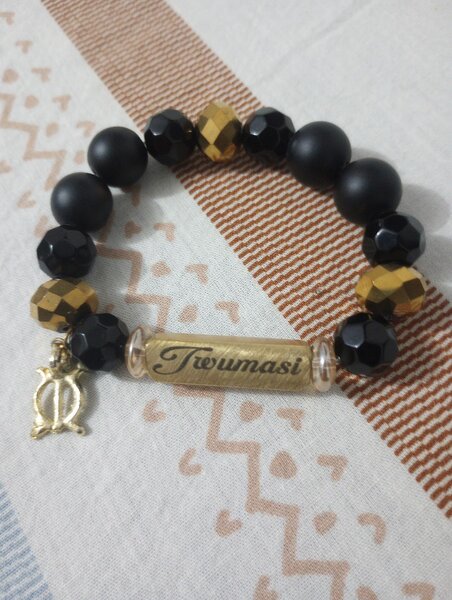 Customized bracelet