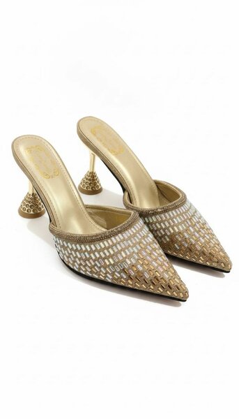 Mules élégantes en tissage doré