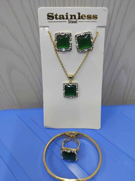 Parure Bijoux Vert Émeraude