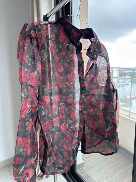 Chemise transpare stradivarius