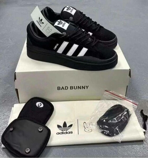 Chaussures Adidas Bad Bunny
