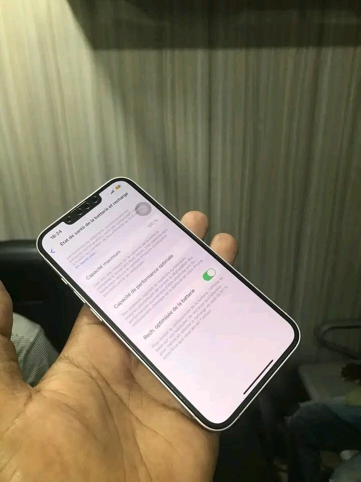 iPhone 13 128GB Rose