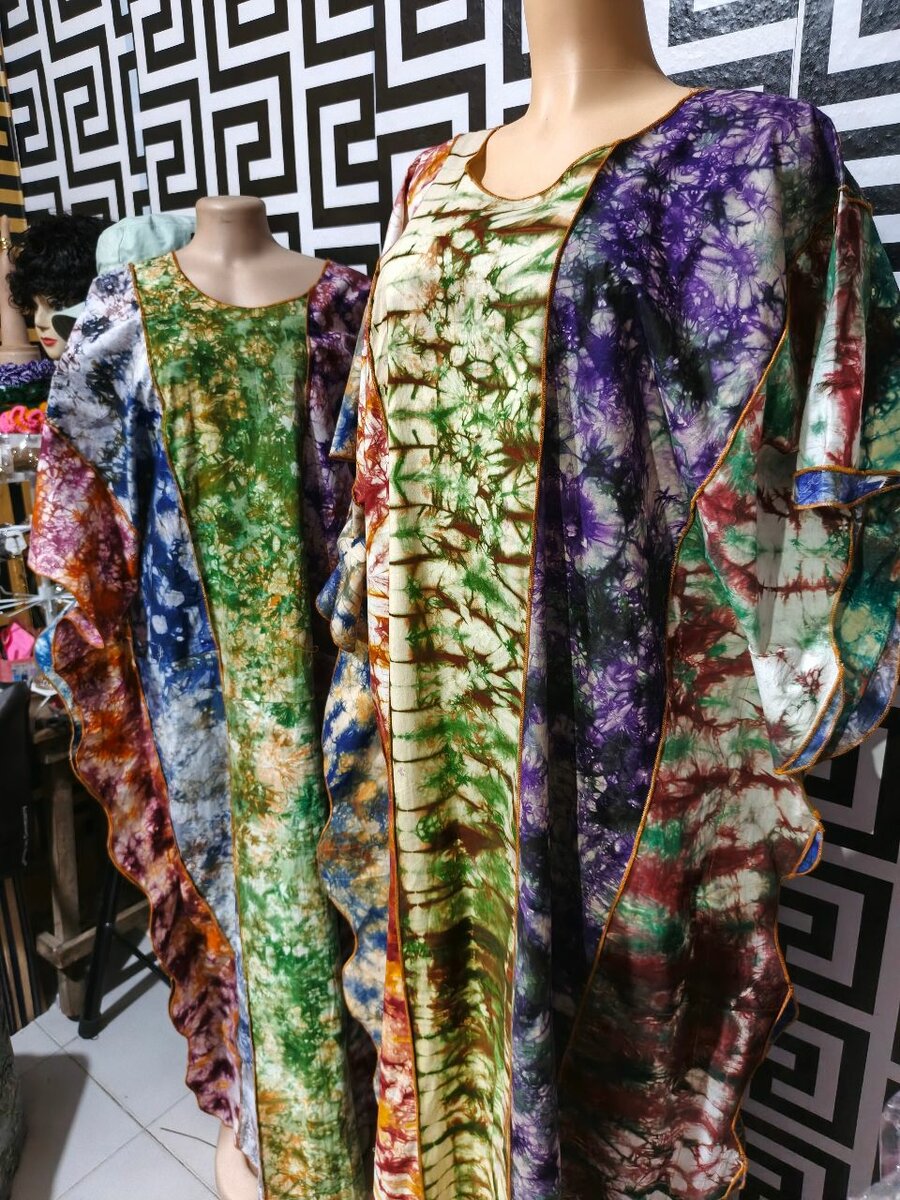 Robe caftan style tie-dye vibrant