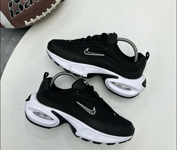 NIKE CLASSIC