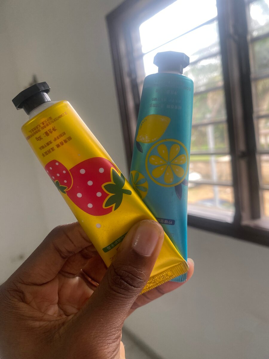 Crème Mains Parfumée Hydratante