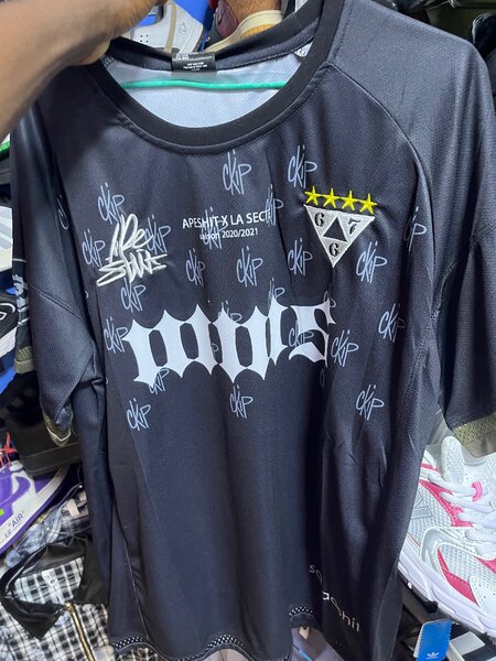 Maillot 667 streetwear