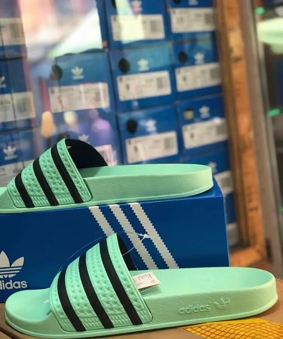 Adidas Claquettes Vertes Unisexes