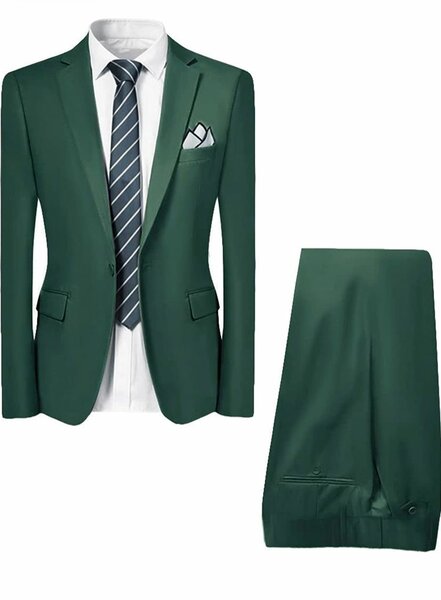 Costume élégant pour homme