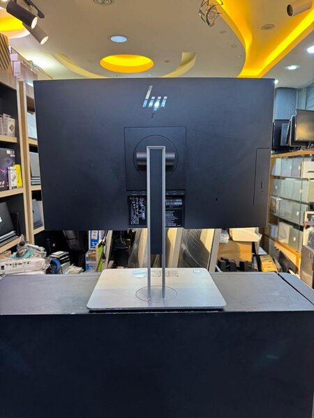 HP Elite AIO  RAM 16GB Intel Core i5 SSD 512GB TOUCH SCREEN