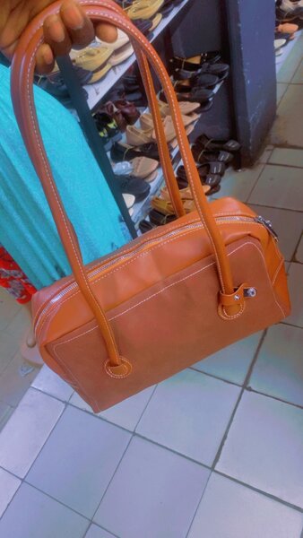 Sac à main élégant en cuir