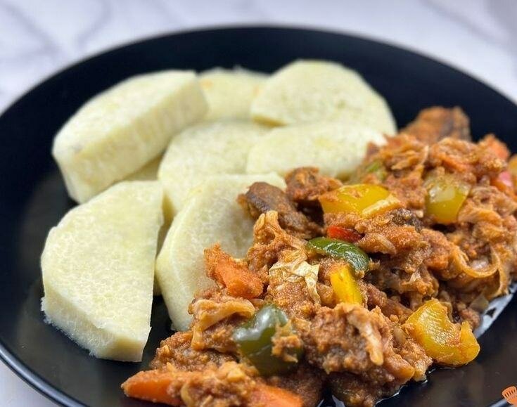 Igname bouillie pâte épicé