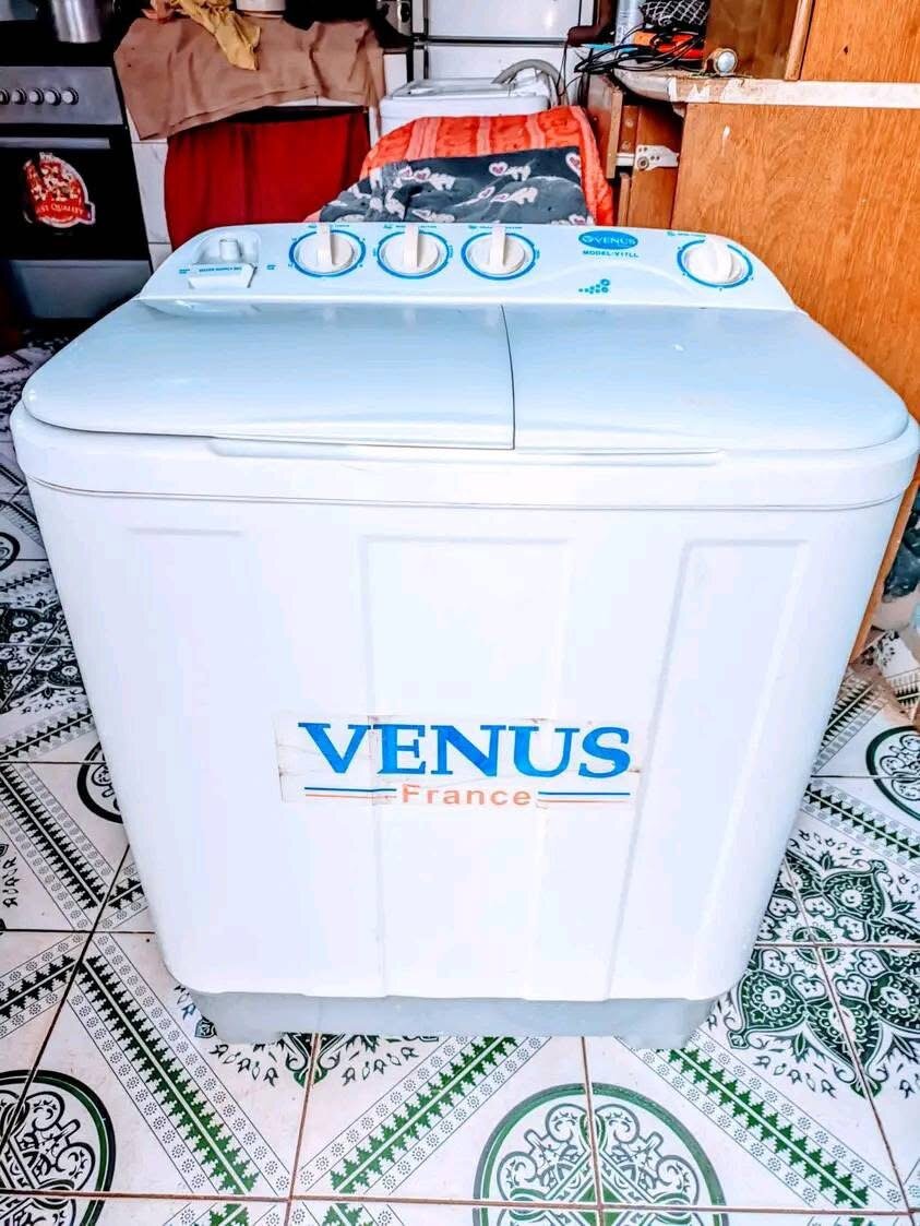 Lave-linge semi-automatique Venus