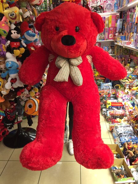 Gros ours en peluche rouge
