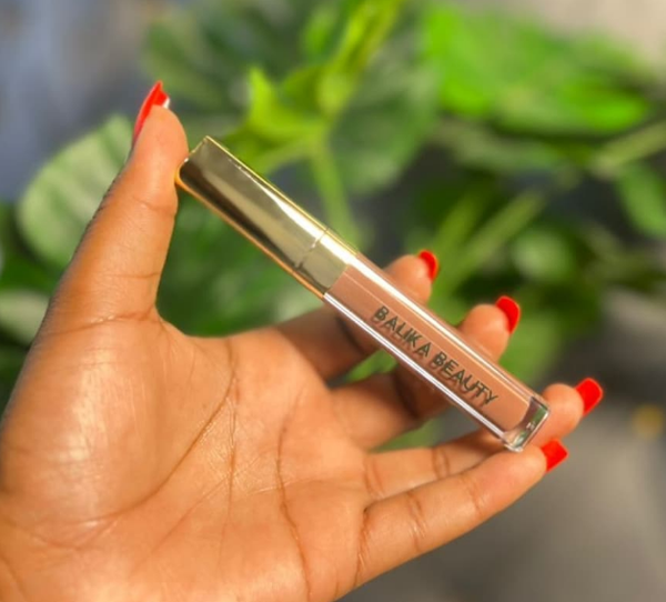 Balika Beauty lipgloss КАРи