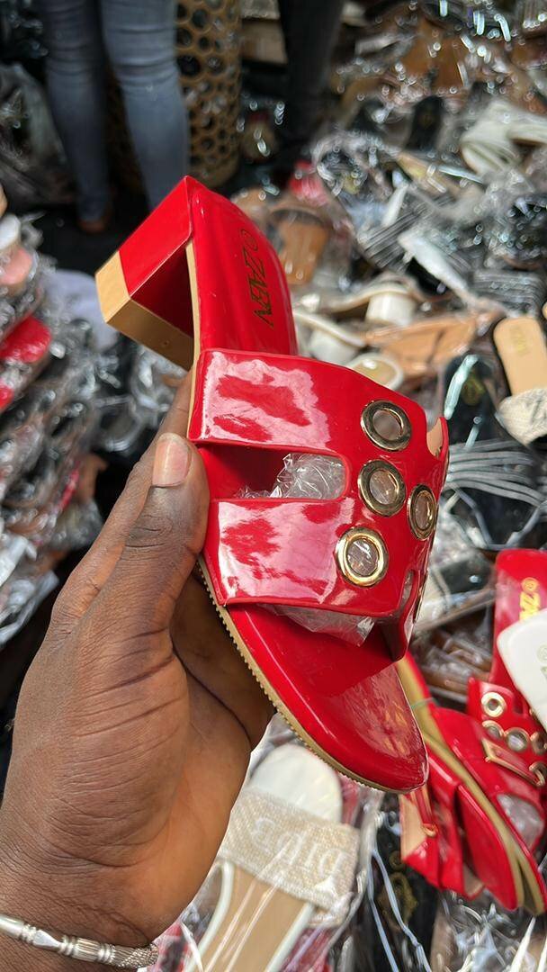 Sandales à talons élégantes