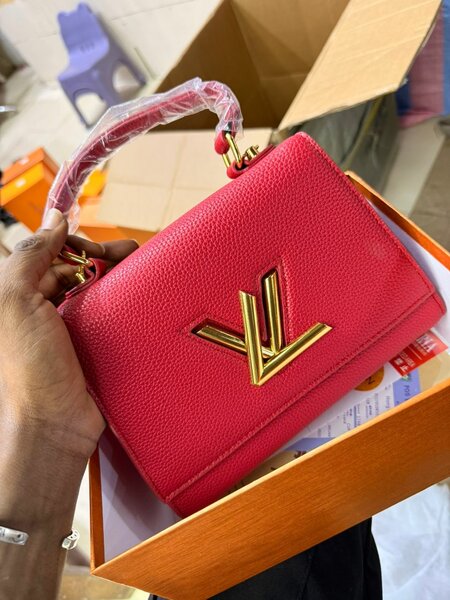 Sac à main cuir élégant