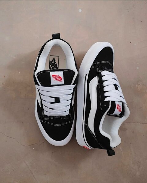 Vans skool knu
