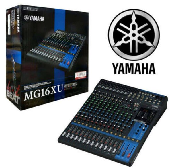 Table de mixage Yamaha MG16XU