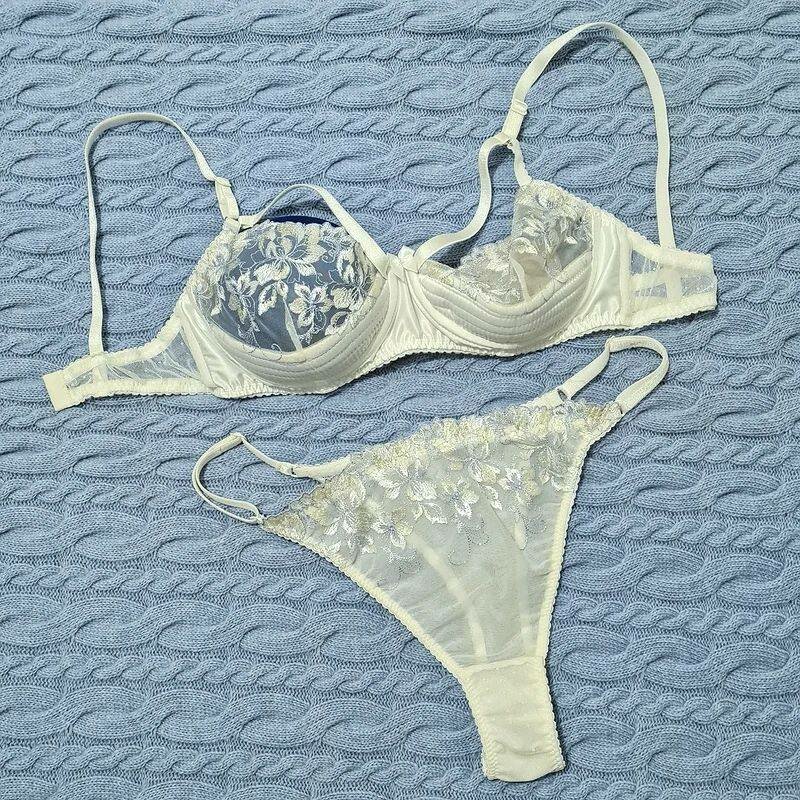 Ensemble lingerie brodé élégant