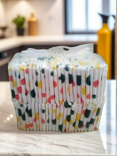 Uk imported diapers and sanitary pads(70gh)