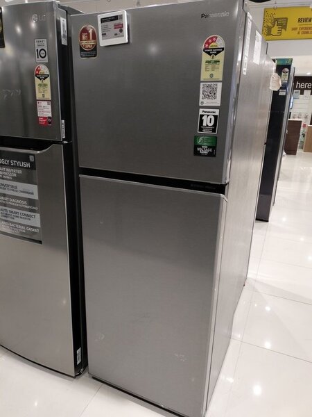 Double door fridge